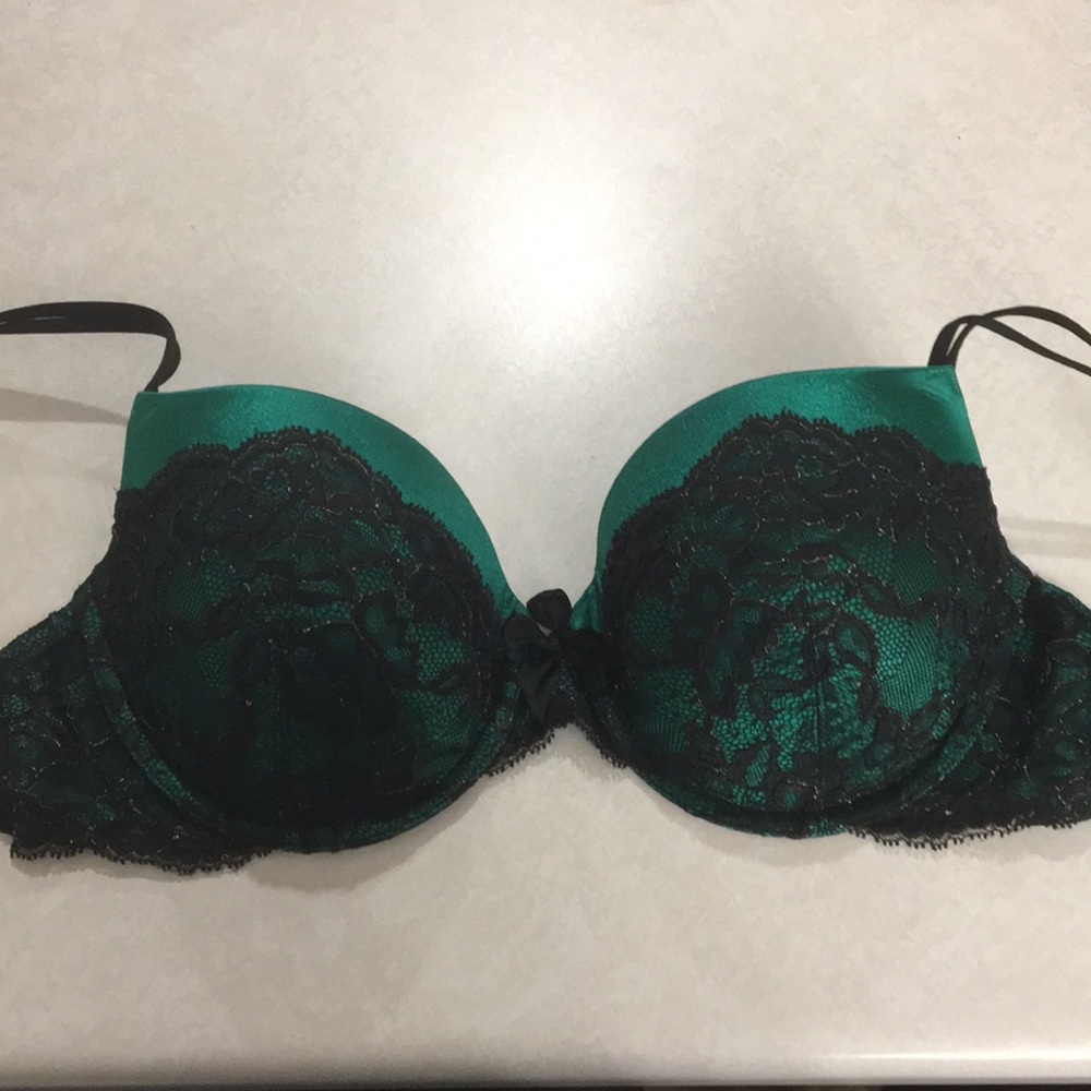 Victoria’s Secrets Bra